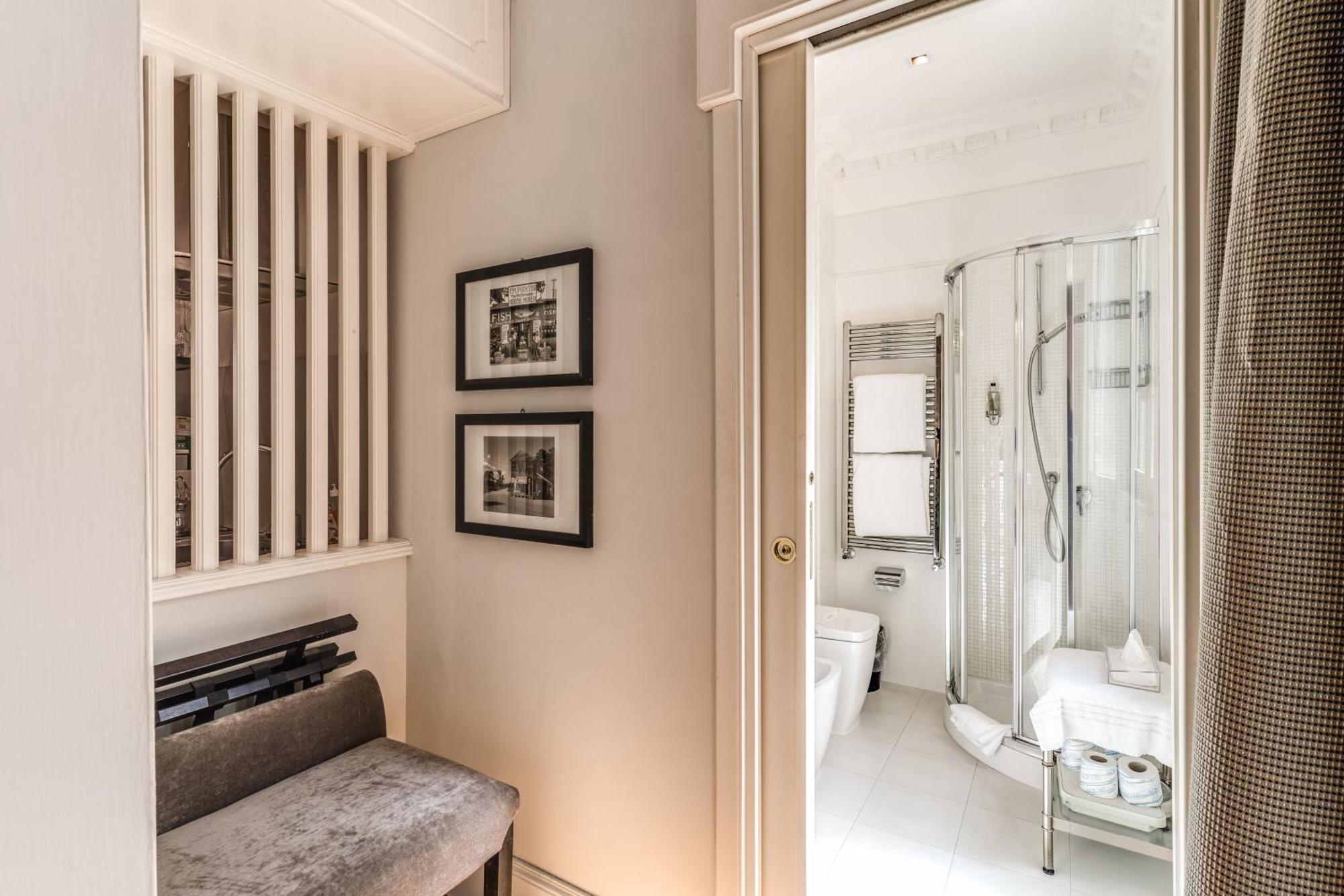 Via Napoli Apartments روما المظهر الخارجي الصورة